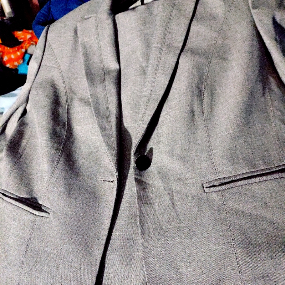 Pant suit